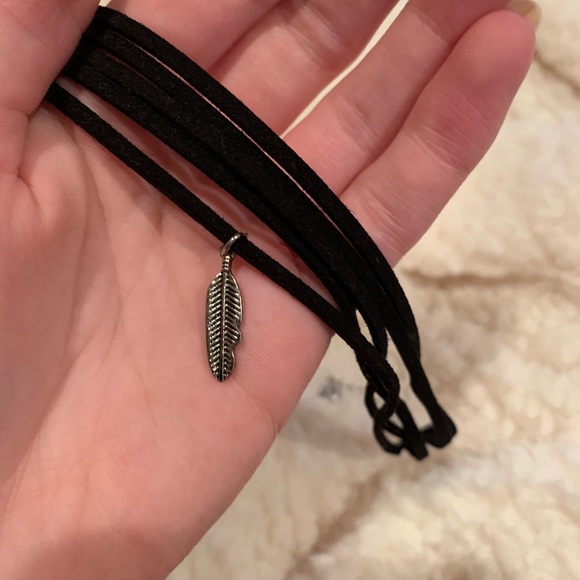 feather pendant choker - Picture 2 of 2